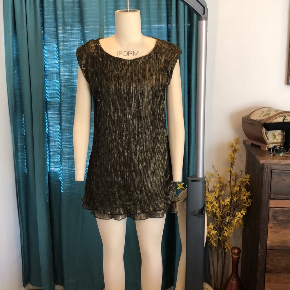 Gold/Black Dress